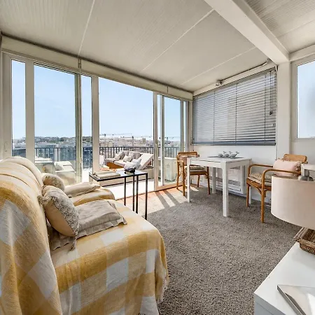 Seafront Duplex Penthouse In St Julians By Mr Homes דירה *