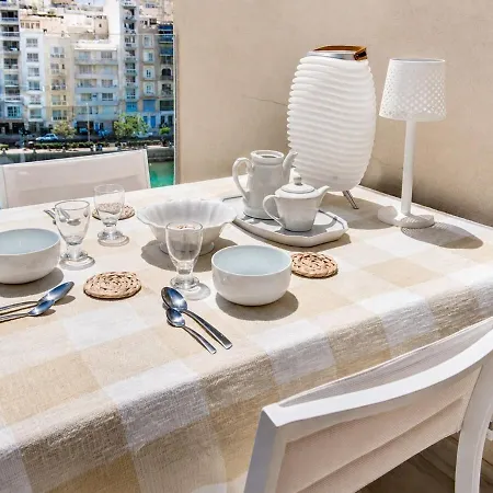 דירה Seafront Duplex Penthouse In St Julians By Mr Homes Saint Julian's