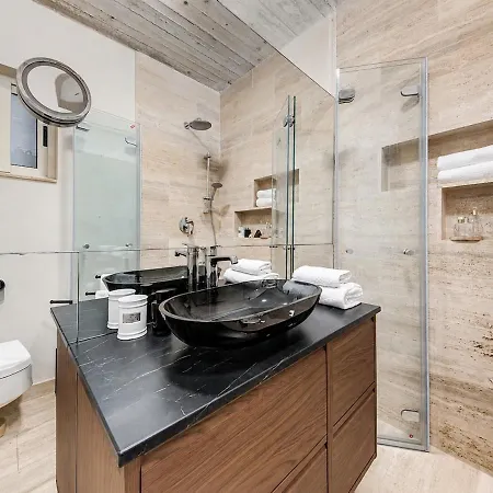 Seafront Duplex Penthouse In St Julians By Mr Homes דירה Saint Julian's